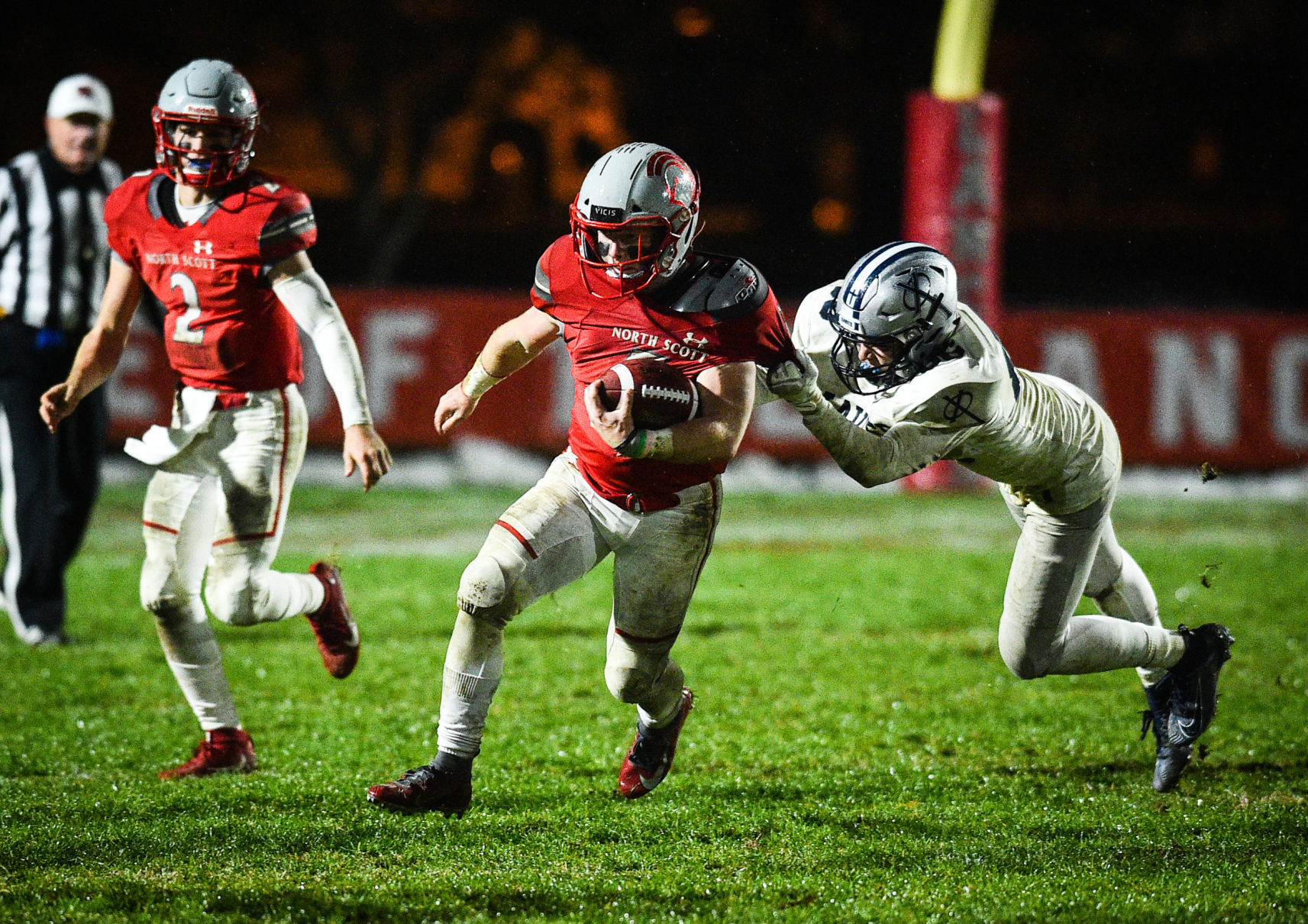 110119-qct-spt-ns-xavier-fball-029a.jpg